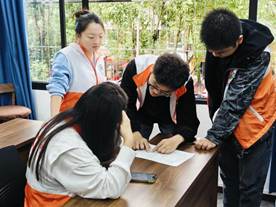 0B94B68456ECDAD7D9CE9C327944D0A8